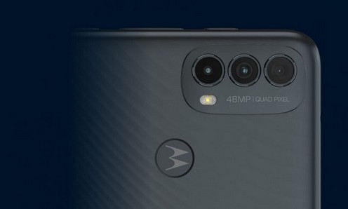 Svelato Moto E30 - Smartphone da 100 euro con Android 11 Go Edition, tripla fotocamera e display a 90Hz